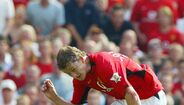 Ole Gunnar Solskjær foi também titular e saiu aos 66'