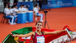 Mariana Machado conquista ouro nos 5.000 metros das Universíadas