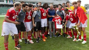 Juvenis do Benfica ganham torneio em Gyor