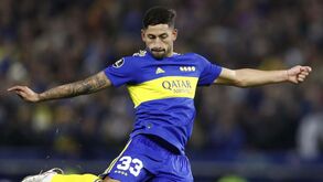 Encargos de Cavani exigem liquidez ao Boca Juniors