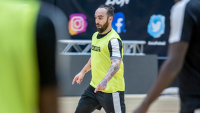 Ricardinho e a passagem pelo ACCS: «Deixaram-nos na merda, enganaram-nos a toda a hora»