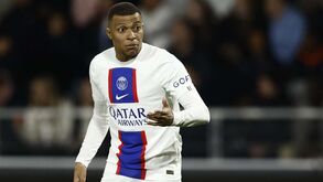 Mbappé fora: PSG retira jogador da imagem em destaque da equipa principal no site oficial