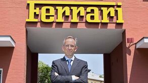 Lucro da Ferrari sobe 33% para 334 milhões de euros no 2.º trimestre