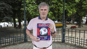Nélson já tem o Guia Record 2023/24: «Costumo comprar todos os anos porque é útil»