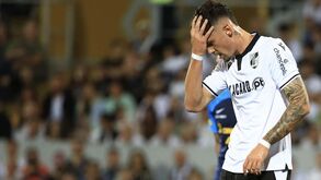 V. Guimarães perde nos penáltis e diz adeus à Liga Conferência