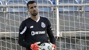 Diogo Costa assume a baliza