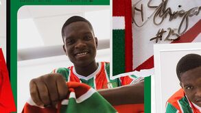 Shinga de volta ao Estrela e assina até 2025