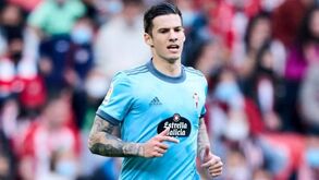 Celta de Vigo rescinde com Santi Mina após avançado ser condenado por abuso sexual