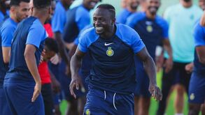 Estreante Mané rendido a Cristiano Ronaldo