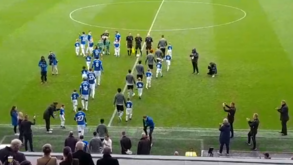 Forte ovação em Goodison Park na entrada das equipas no Everton-Sporting