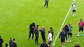 Longa conversa entra Virgínia e Vital no final do Everton-Sporting