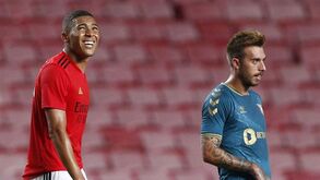 Carlos Vinícius: «Adeptos perguntam-me por que saí do Benfica e a resposta é... 'não sei'»