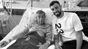 Das esperas no campo da Pasteleira às apostas com sandes de presunto: Bruno Fernandes emocionado no adeus ao padrinho