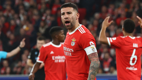 Otamendi puxa dos galões: da vitória na Supertaça ao bicampeonato