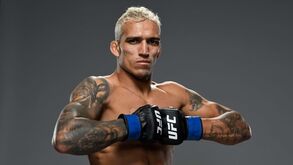 Charles 'Do Bronx' quer confusão: «Onde está o McGregor? Estou à espera dele...»
