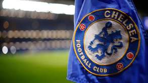 Dono do Chelsea denunciou o próprio clube à UEFA por possíveis irregularidades financeiras