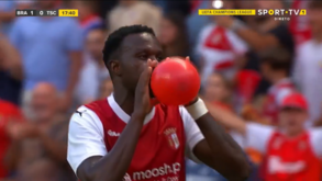 Dois golos em 89 segundos: Bruma e Pizzi colocam Sp. Braga na frente