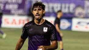 Matías Rocha na vaga de Basso