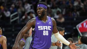 Neemias Queta assina novo contrato com os Sacramento Kings: português continua na NBA