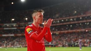 Grimaldo deixa mensagem de apoio ao Benfica antes da Supertaça: «Boa sorte nesta nova época!»
