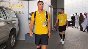 Jovens adeptos gritaram por Cristiano Ronaldo e esta foi a reação do português