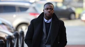Vida de Benjamin Mendy continua de pernas para o ar: francês coloca mansão à venda para fugir à bancarrota