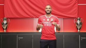 Ronaldo deseja sorte a Arthur Cabral no Benfica: «Arrebenta aí!»