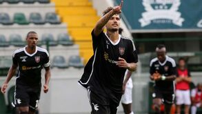 Olimpija de João Henriques faz proposta por Diogo Pinto