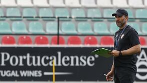 Sérgio Vieira garante E. Amadora focado para a estreia na Liga: «Temos muito para trabalhar»