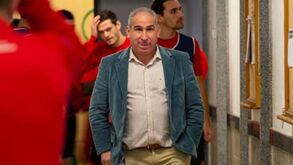 Pêro Pinheiro anuncia saída do treinador Hélder Ferreira 