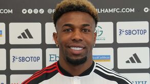 Adama Traoré é reforço do Fulham, de Marco Silva