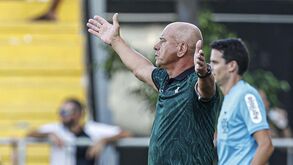 José Mota: «Precisamos de mais jogadores e de experiência»