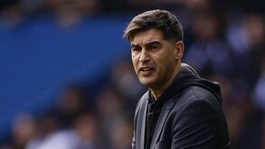 Paulo Fonseca deixa apelo a Benfica e Sp. Braga: «Dinheiro russo virá a pingar com o sangue das crianças que morrem»