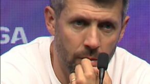 Treinador do Valladolid dá conferência de imprensa para dizer apenas... monossílabo