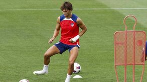 João Félix convocado por Diego Simeone para o arranque da La Liga