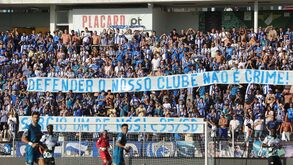 Claques do FC Porto ao lado de Sérgio Conceição: «Defender o nosso clube não é crime!»