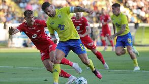 Belga Bram Van Driessche arbitra jogo entre Brann e Arouca da Liga Conferência
