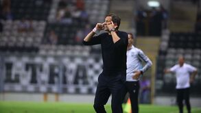 Roger Schmidt: «Já estávamos desapontados por ganhar um ponto...»