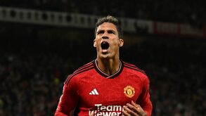 Man. United-Wolverhampton, 1-0: Varane safou diabos