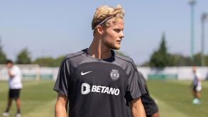 Hjulmand de olhos na estreia