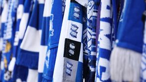 Jogadores do Birmingham obrigados a dizer 