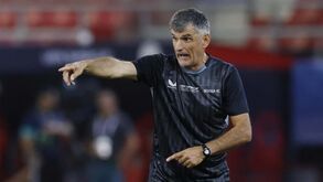 Mendilibar irónico sobre as baixas do City: «Só no guarda-redes e na defesa gastaram 500 milhões»