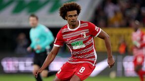 Renato Veiga volta mas sai
