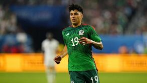 Jorge Sánchez é objetivo à direita no FC Porto