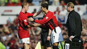 Cristiano Ronaldo estreou-se há 20 anos pelo Man. United: ainda se lembra de quem jogou nessa partida?