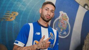 Alan Varela apresentado no FC Porto: «Prometo sacrificar-me em prol da equipa»