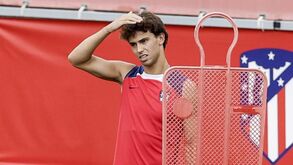 Espanhóis dizem que João Félix pondera rescindir com o Atlético Madrid