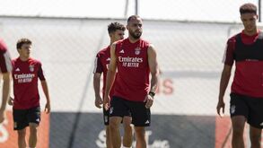 Um rei no ataque com fome de golo: Arthur prepara-se para a estreia