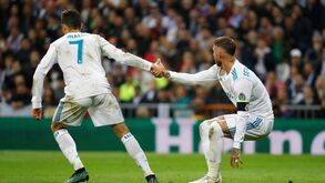 Sergio Ramos celebra 60 milhões de seguidores e Ronaldo brinca: «Falta-te outro zero...»