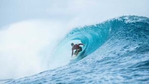 Jack Robinson vence em Teahupoo e garante última vaga na disputa do título